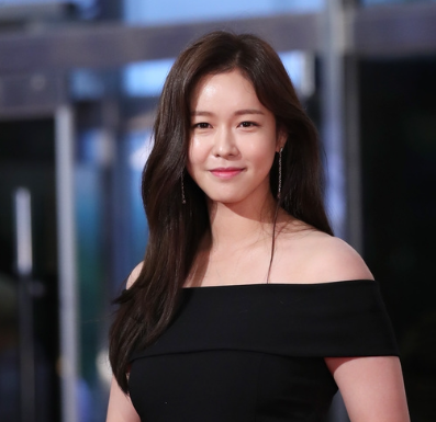 경수진 거룩한 밤 출연