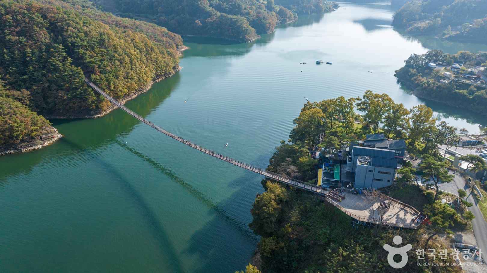 옥순봉 출렁다리