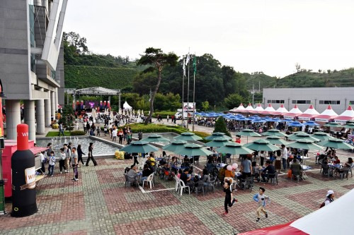 2025 대한민국와인축제&amp;#44; 와인과 음악의 힐링! 