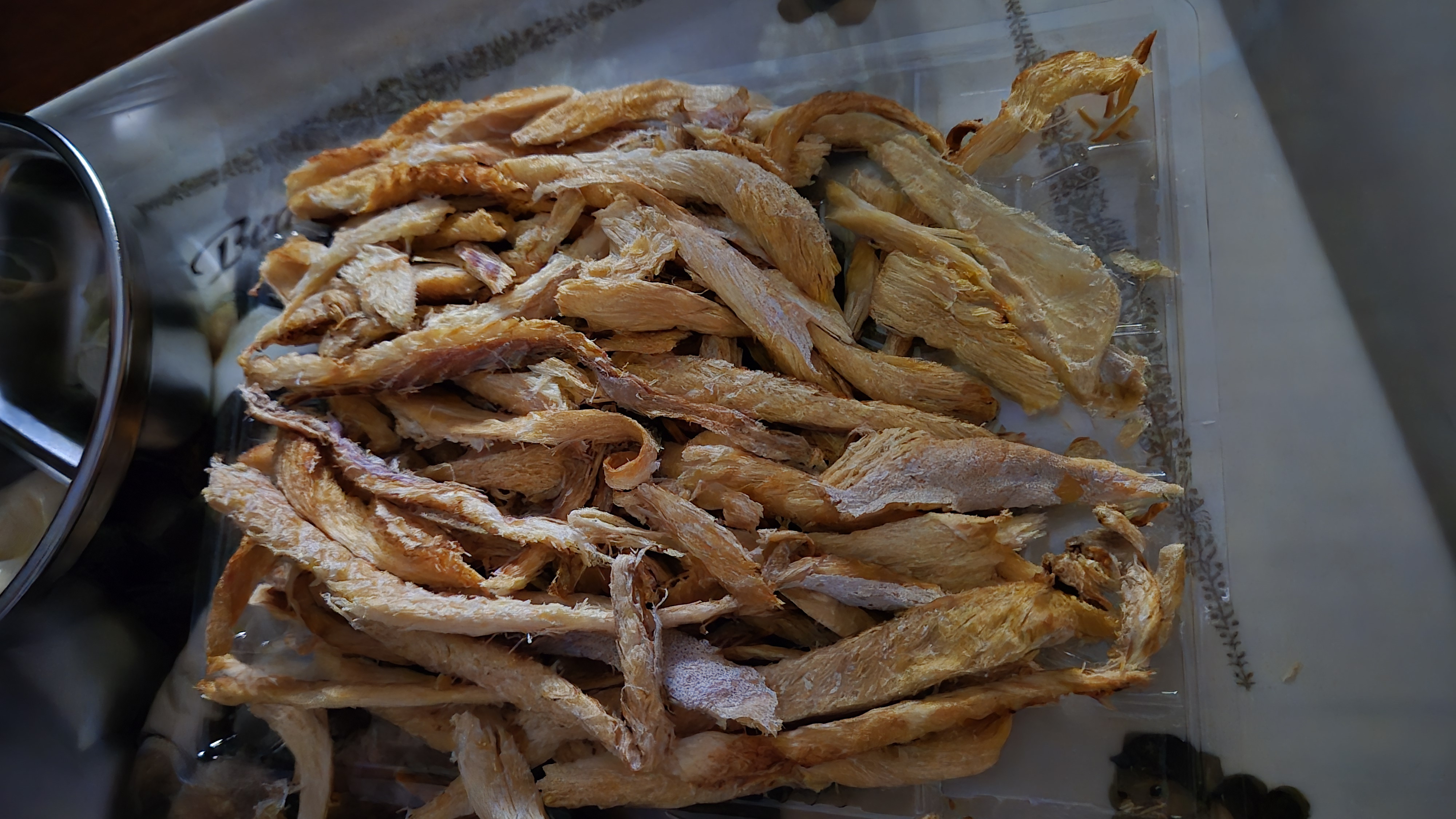 찢어놓은 먹태구이 맛