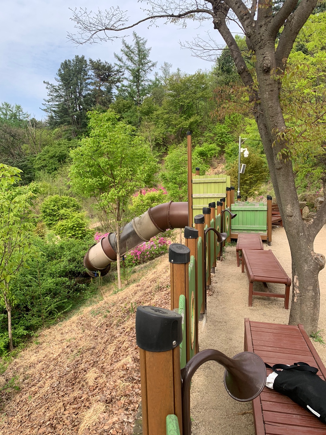 물맑음수목원 아름놀이터 미끄럼틀