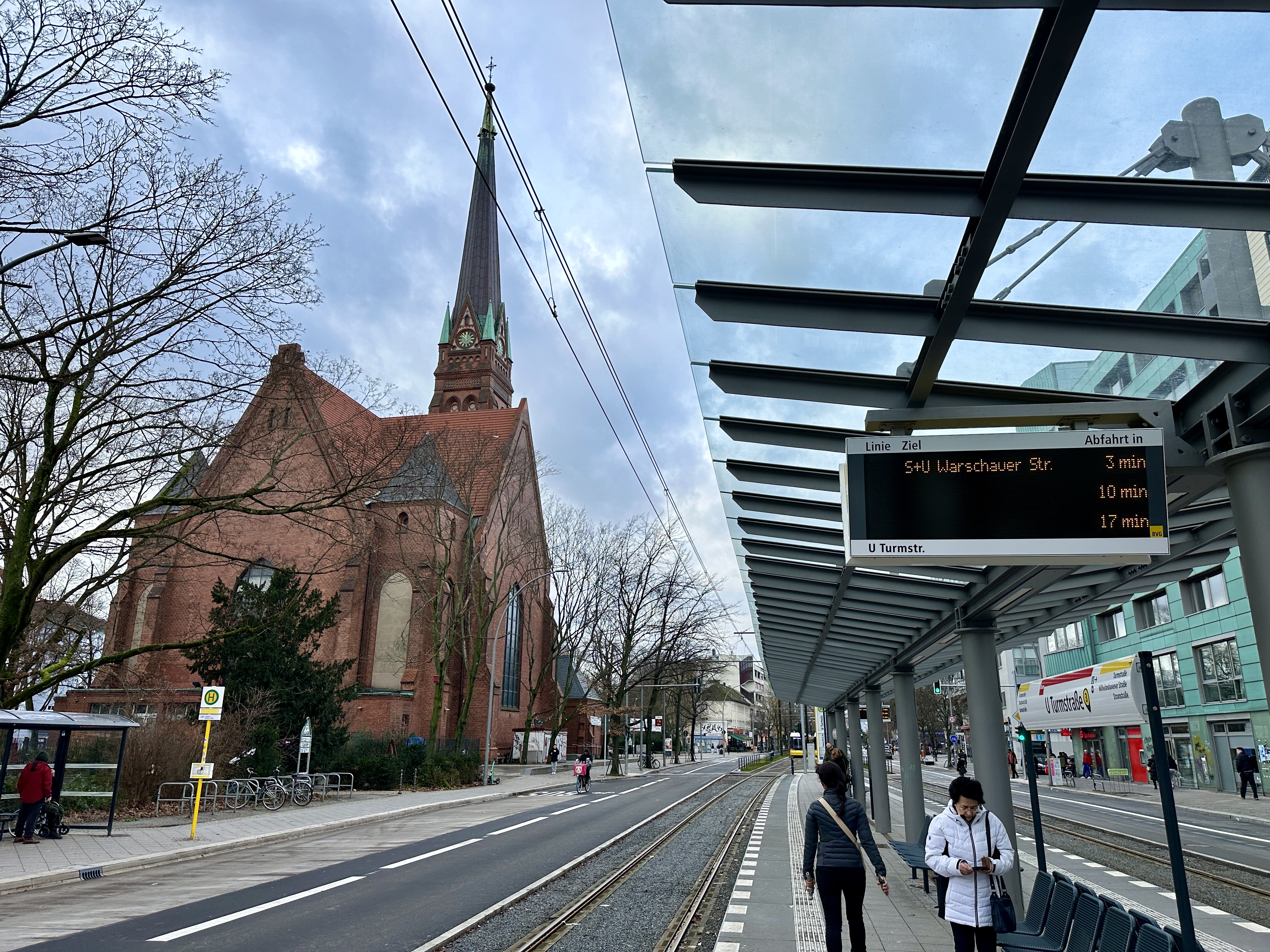 트램타고 베를린장벽 가기