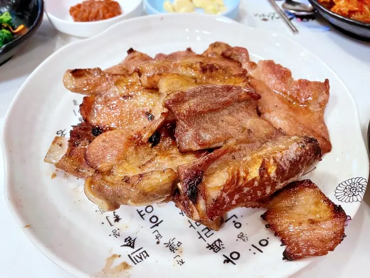 하루 최대 손님 2천명 불맛의 최고봉 숯불 돼지 갈비 전남 담양 맛집 식당 방송 업체 가게 정보
