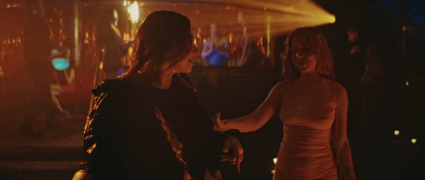 영화 &amp;#39;아노라&amp;#39; (Anora) 리뷰 - 강렬한 스토리와 현실적인 로맨스!