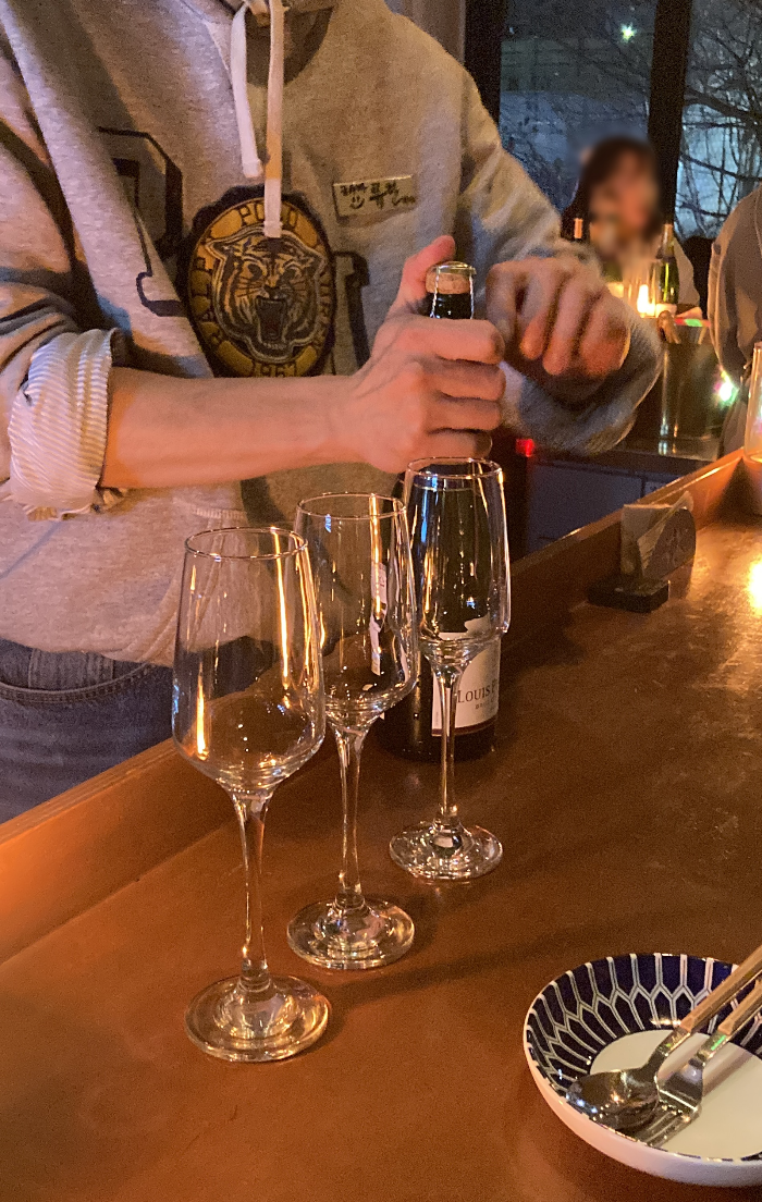 을지로금샤빠_샴페인