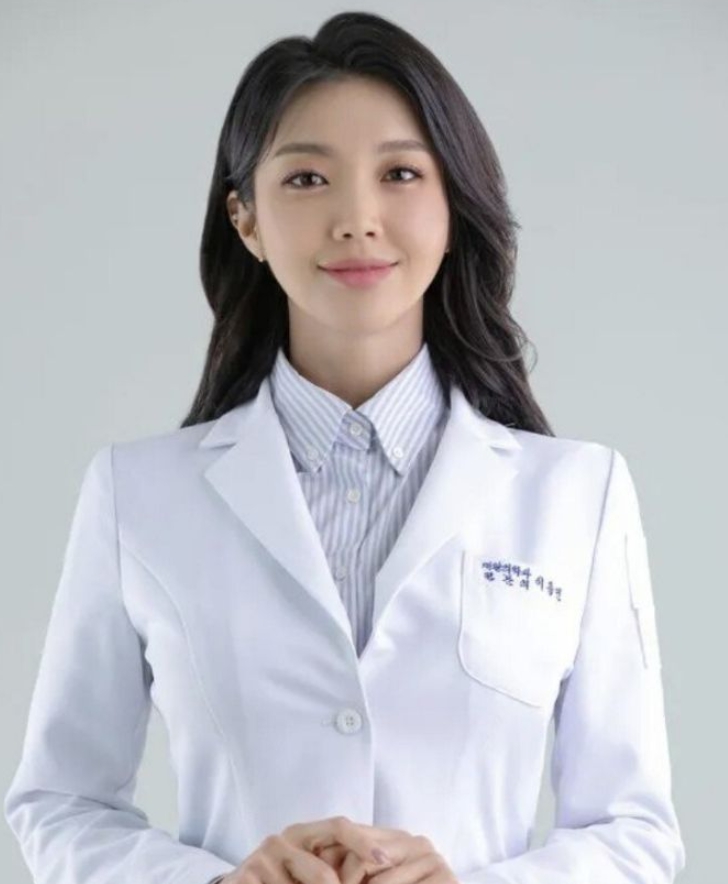 두산베어스 팀닥터 이종민 재활의학과 인스타 몸매 결혼 나이 프로필 병원