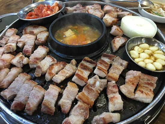 삼겹살과 함께 먹어야 몸에 좋은 야채