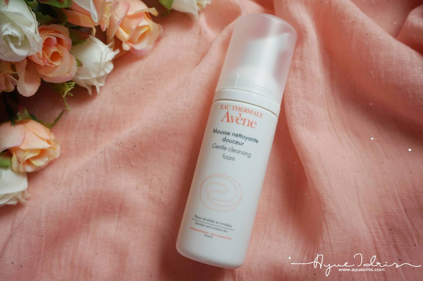 아벤느 클렌징 폼 저자극 성분 확인 및 민감성 피부 사용 후기! 성분 분석부터 다른 저자극 폼과 비교, 꿀팁까지! 민감피부 탈출?! 지금 바로 확인하세요!