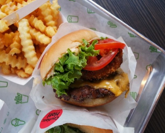 강남역 미국 수제버거 '쉐이크쉑'