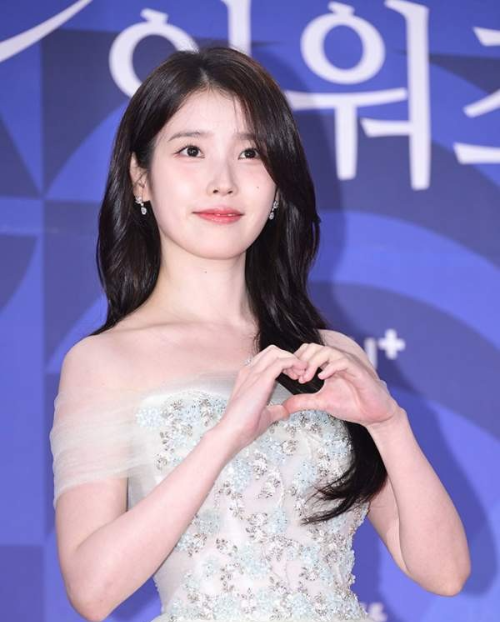 '역시 아이유'…데뷔 17주년, '아이유애나' 이름으로 2억 기부하며 또다시 증명한 '선한 영향력'
