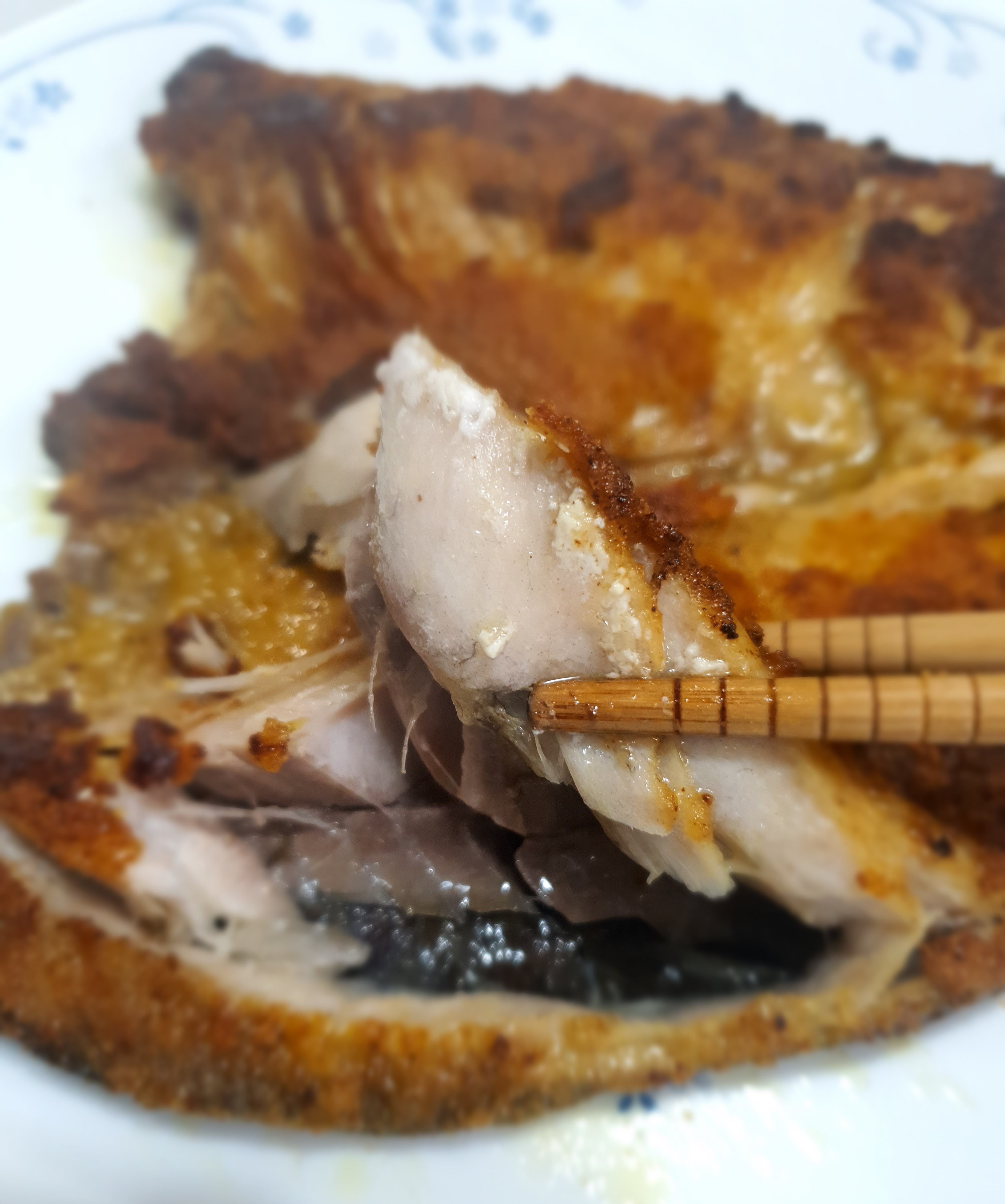 고등어-속은-살이-부드럽고-촉촉합니다.