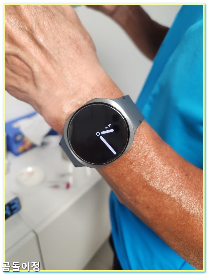 갤럭시 워치8 카메라 리모컨과 사은품 밴드, 초보자가 만족한 체험