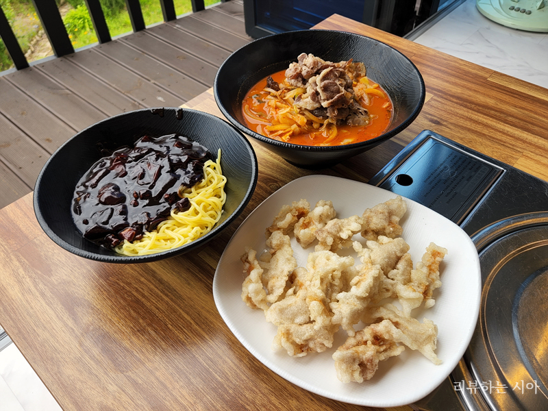 짜장면과_짬뽕과_탕수육