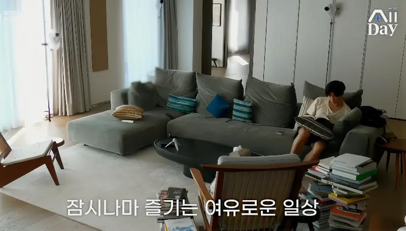 셀럽 수면 루틴, 연예인 나이트 루틴, 카리나 루틴, RM 수면 습관, 정해인 수면 루틴, 홍진경 잠 버릇, 밀라논나 나이트 루틴, 수면템 추천, 잘 자기 위한 습관, 필로우 미스트 추천, 무드등 추천, 도라지차 효능, 클래식 음악 수면, 명상 앱 추천, Calm 앱 후기, 루나솜 수면 음악, 스마트폰 금욕 상자, 수면 건강 루틴, 연예인 루틴 공개, 숙면 하는 법, 자기 전 추천템, 루이보스차 효능, 고전문학 추천, 나이트 루틴 정리, 웰빙 루틴, 나만의 수면 습관, 수면 향기, 편안한 잠자기, 오늘 밤 잘 자기