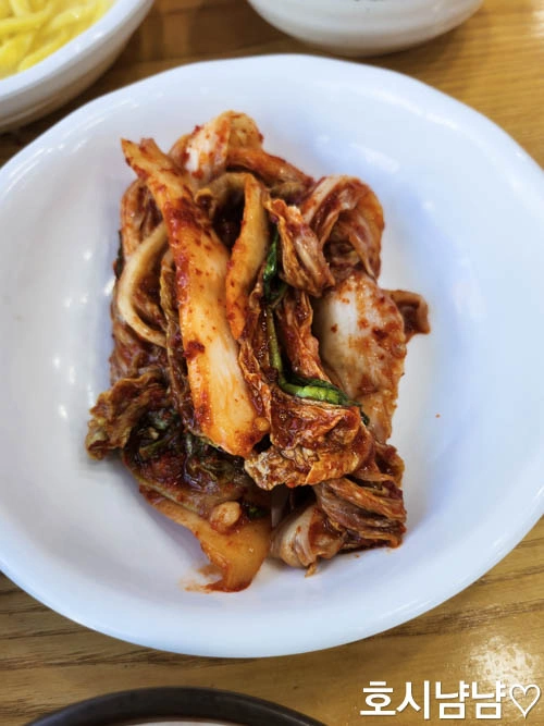 칼국수와 찰떡궁합인 매일 담그는 겉절이 김치