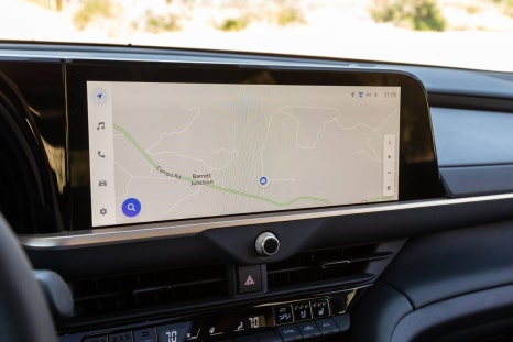 토요타 크라운 SUV 시그니아