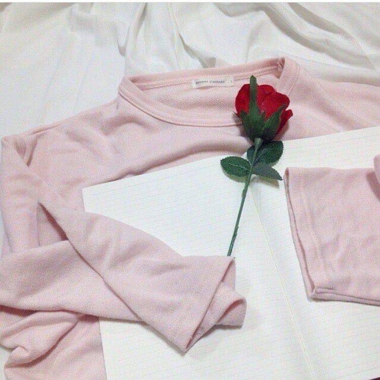 러블리한 파스텔톤 핑크스타일