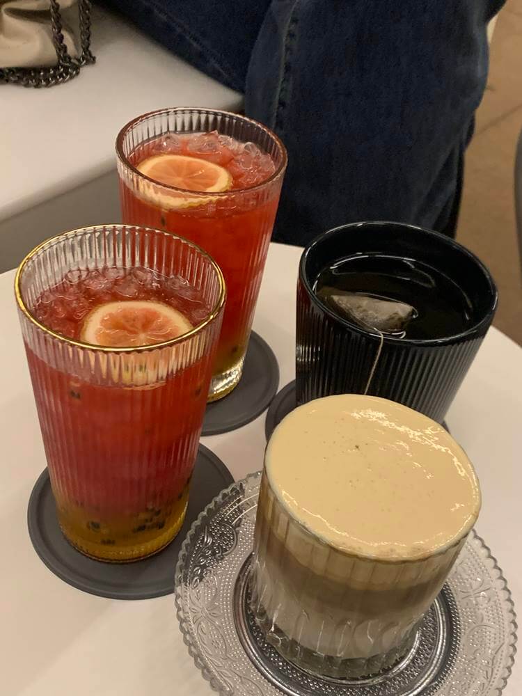 베리썬라이즈 및 솔티드스카치라테