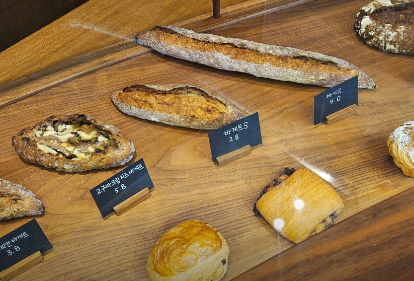 프랑스식-반죽-피자-달인 -베이커리우노