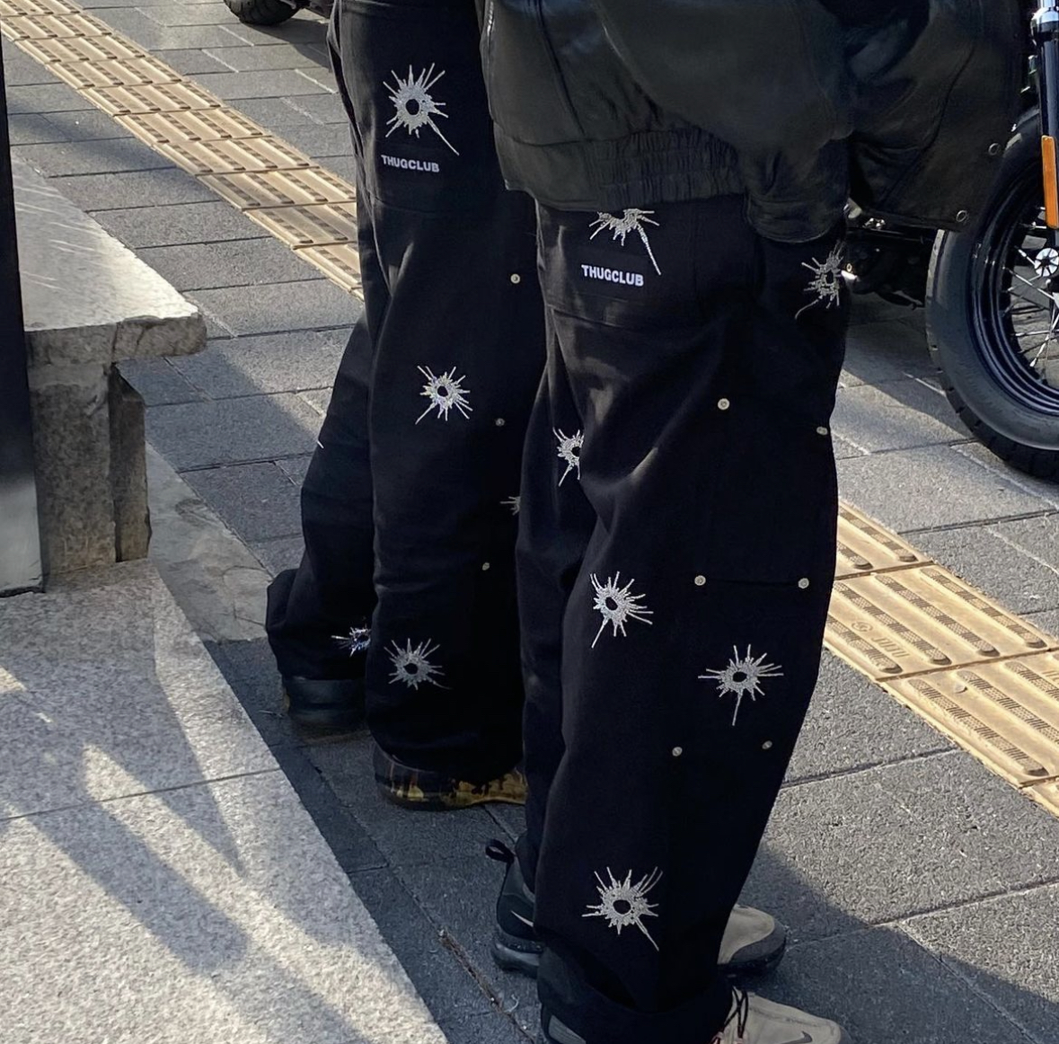 떠그클럽-브랜드
