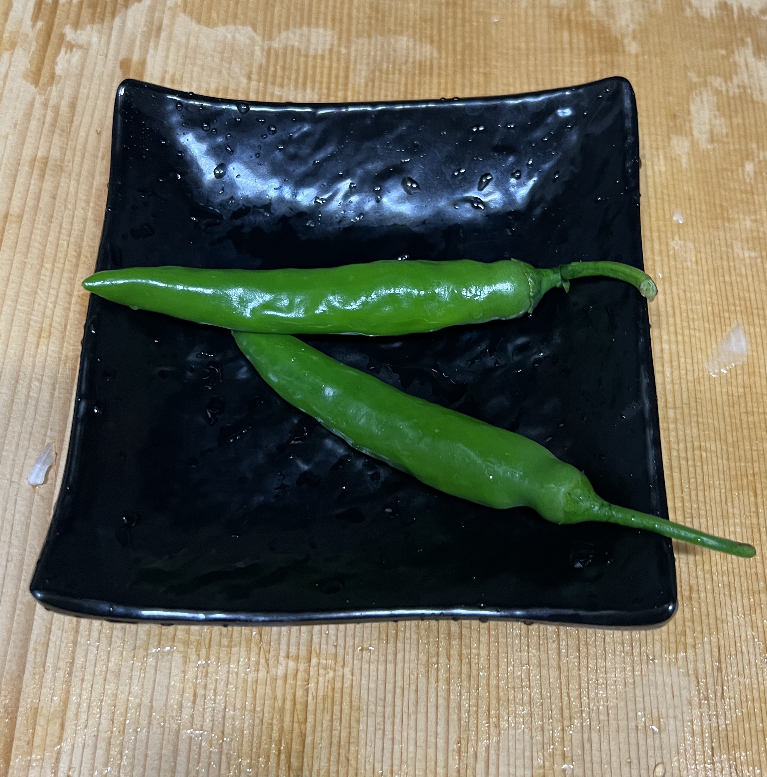 청양고추 2개 손질하기