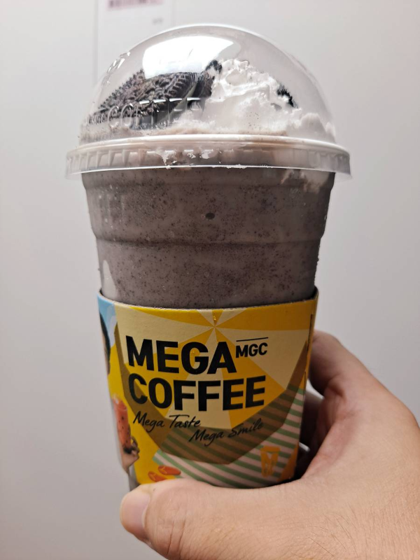 메가 쿠키 프라페