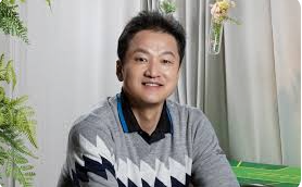 윤용일에 관한 사진