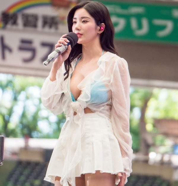권은비
