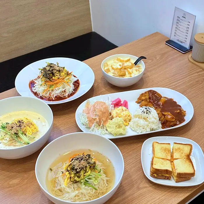 생방송오늘저녁 대구 동천역 옆집부자의 비밀노트 찹쌀도너츠를 넣어도 맛있고 토스트랑 먹어도 맛있는 고소한 콩국 밋집 추천