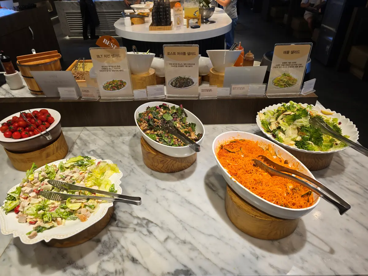 빕스 샐러드바 사진: 샐러드