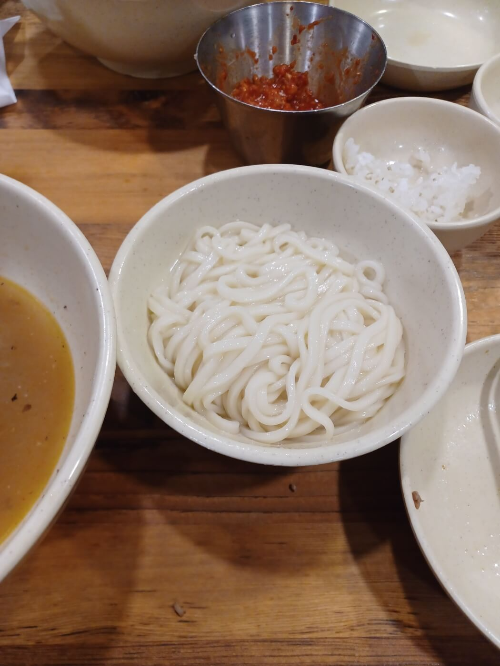 사리