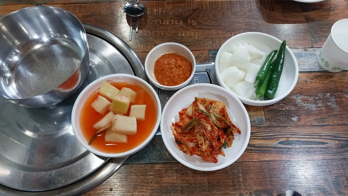 연천-전곡역-밥집-반찬