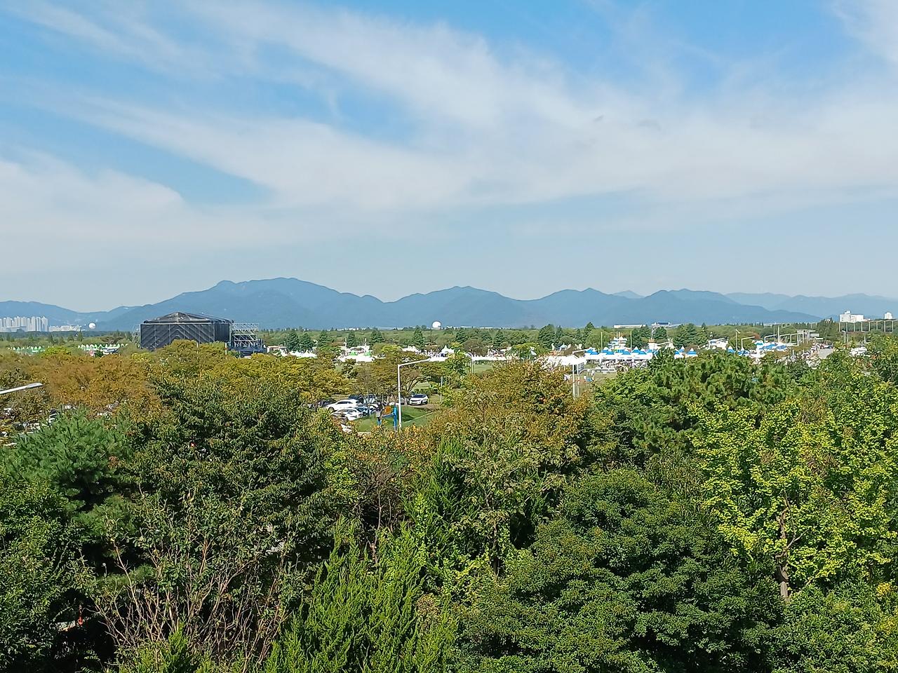 The electrifying atmosphere of the rock festival, as seen from above.