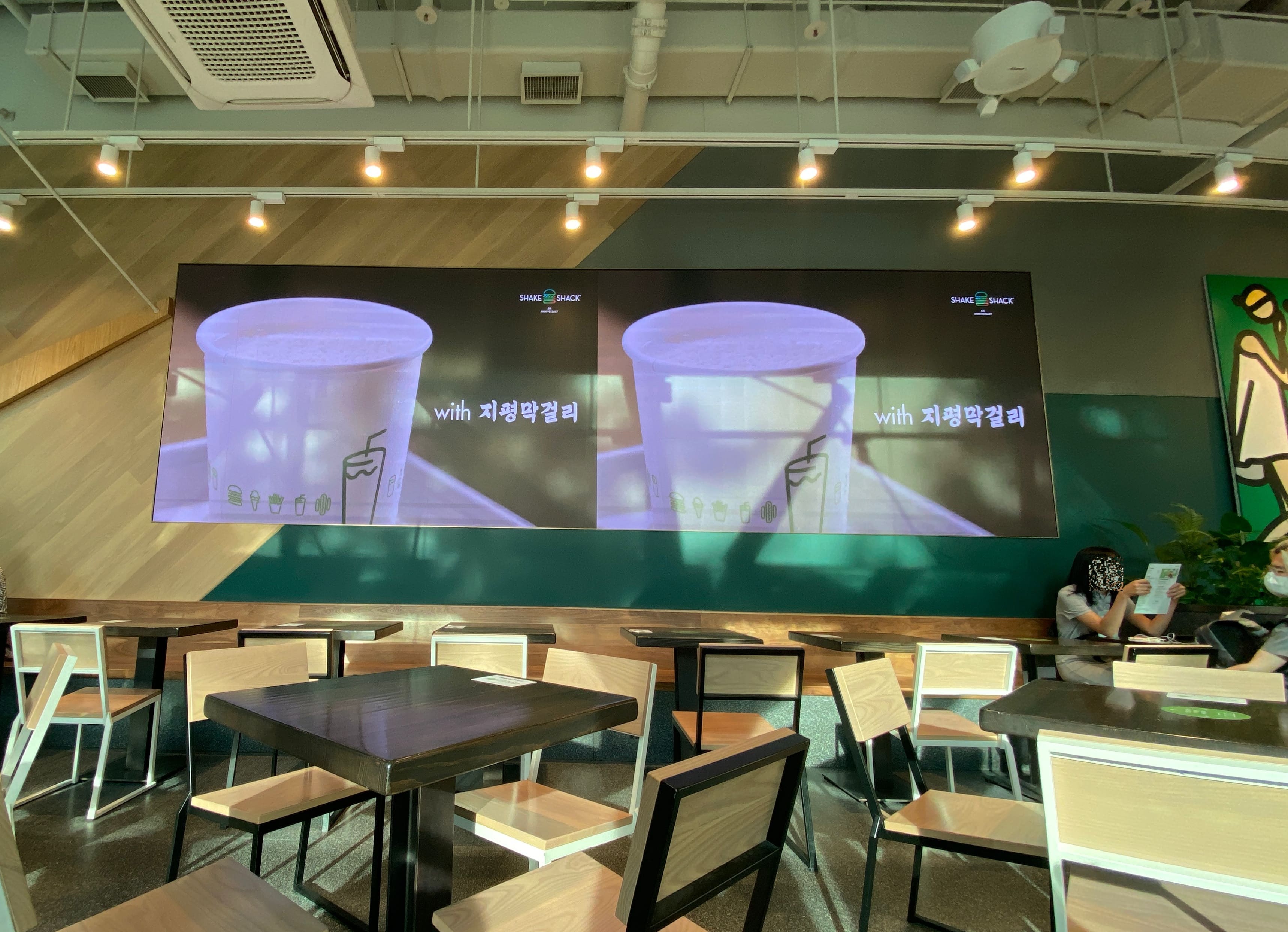 삼정타워-쉑쉑버거-내부