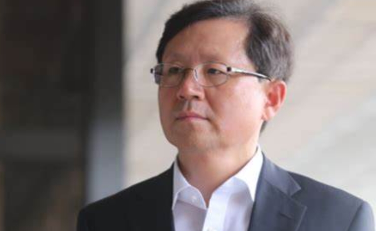 윤갑근 안경