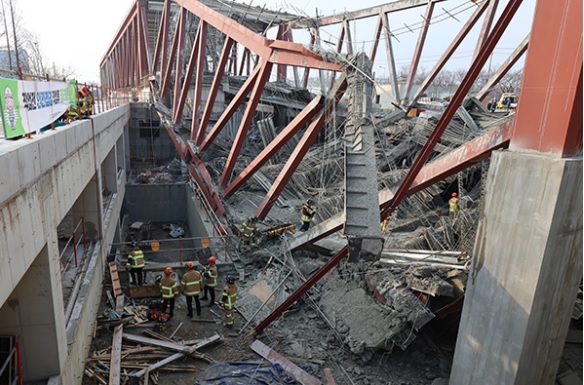 광주대표도서관 붕괴사고