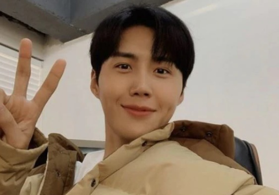 김선호