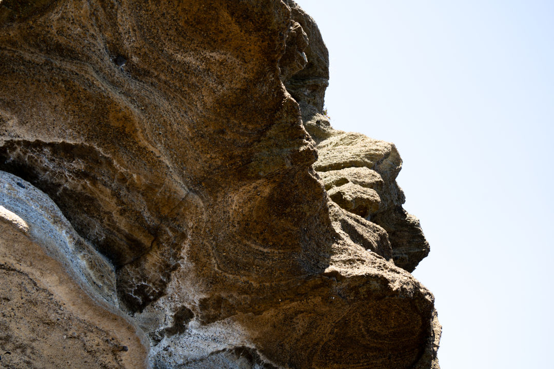 용머리 해안 절벽