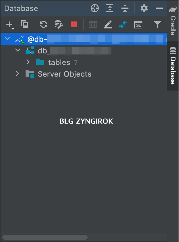 DB-리스트모습이다.-최상단-위치가-선택되어-있다.