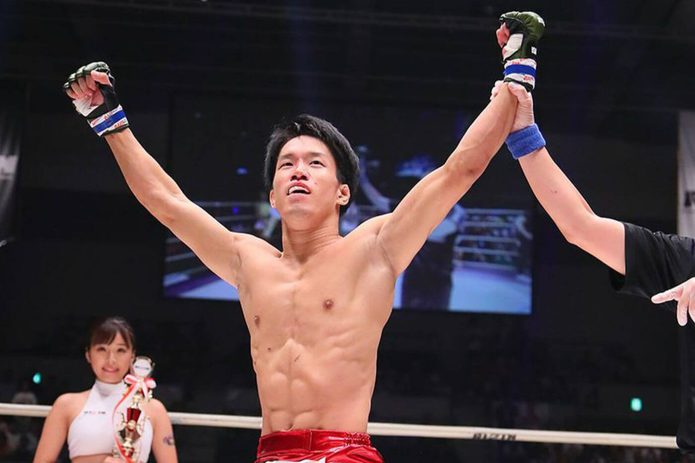 UFC 310 판토자 아사쿠라