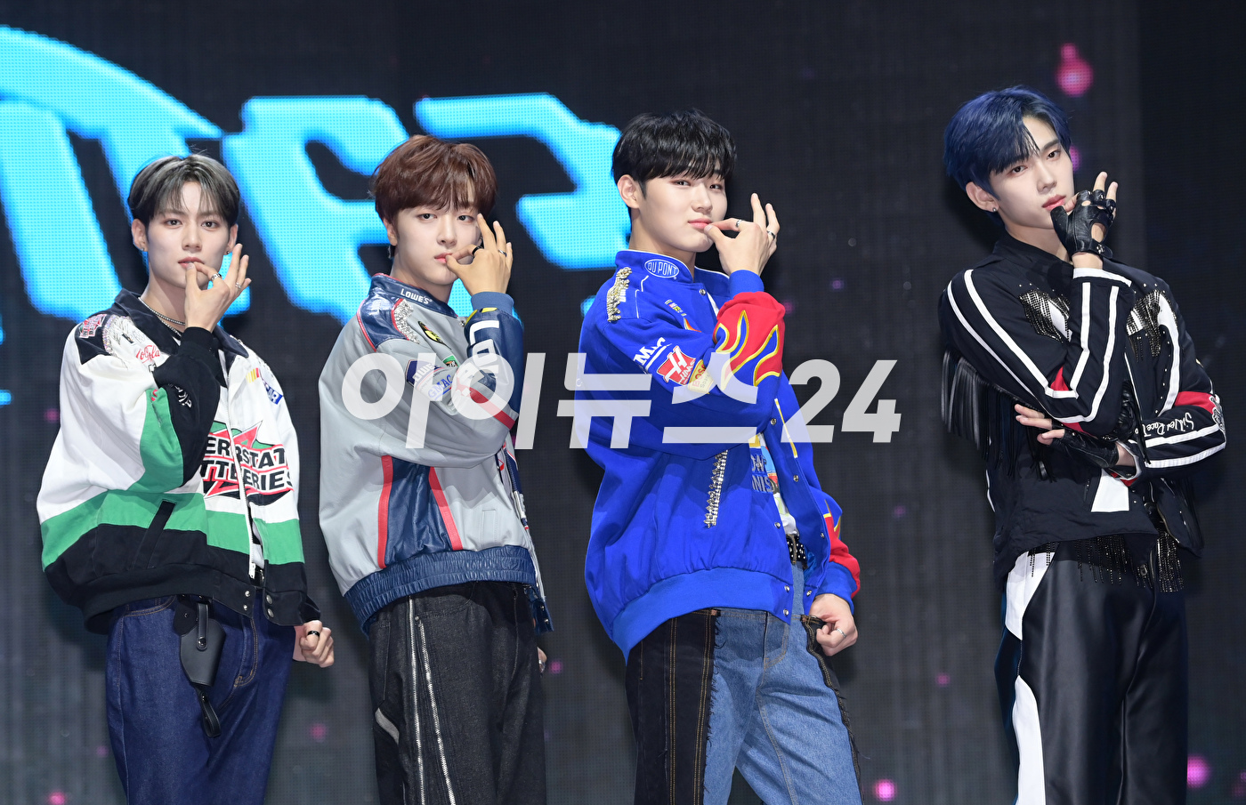 그룹 루네이트(LUN8)가 15일 오후 서울 광진구 예스24라이브홀에서 진행된 루네이트 첫 번째 미니앨범 'CONTINUE?'(컨티뉴?) 발매 기념 쇼케이스에 참석해 전의를 불태우고 있다. [사진=정소희 기자]