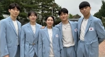 2024 파리 올림픽 대한민국 선수단 유니폼을 입은 우리 대표 선수들