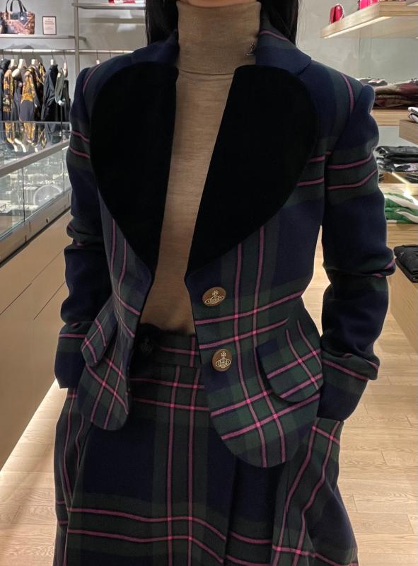 비비안웨스트우드 하트벨벳 포인트 자켓 2021FW