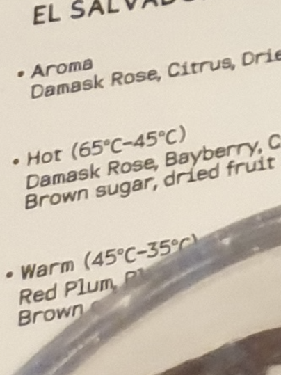 온도마다 컵이 어떻게 바뀌는지 설명하는 컵노트