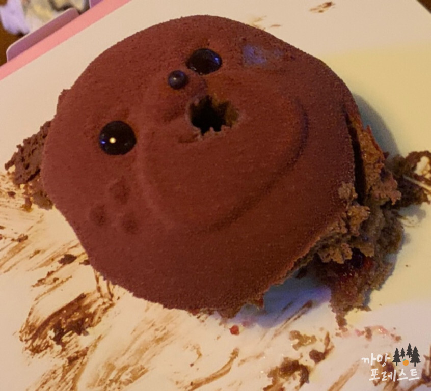 카페 노티드 곰돌이케이크