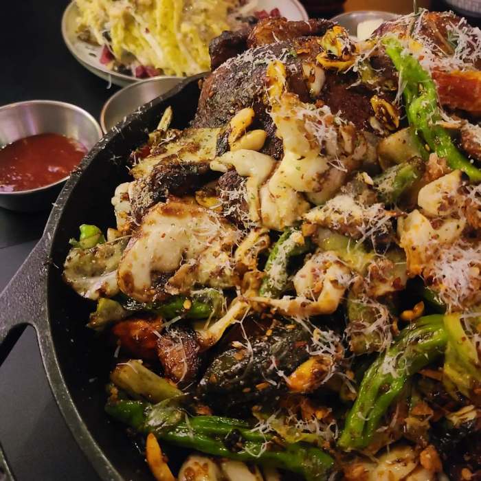 맛있는녀석들 제418회 백김치샐러드 샐러드 김치 꽈리고추 숯불 닭구이 로스트 치킨 식탁을 빛낼 사이드 방송 맛집 추천 소개