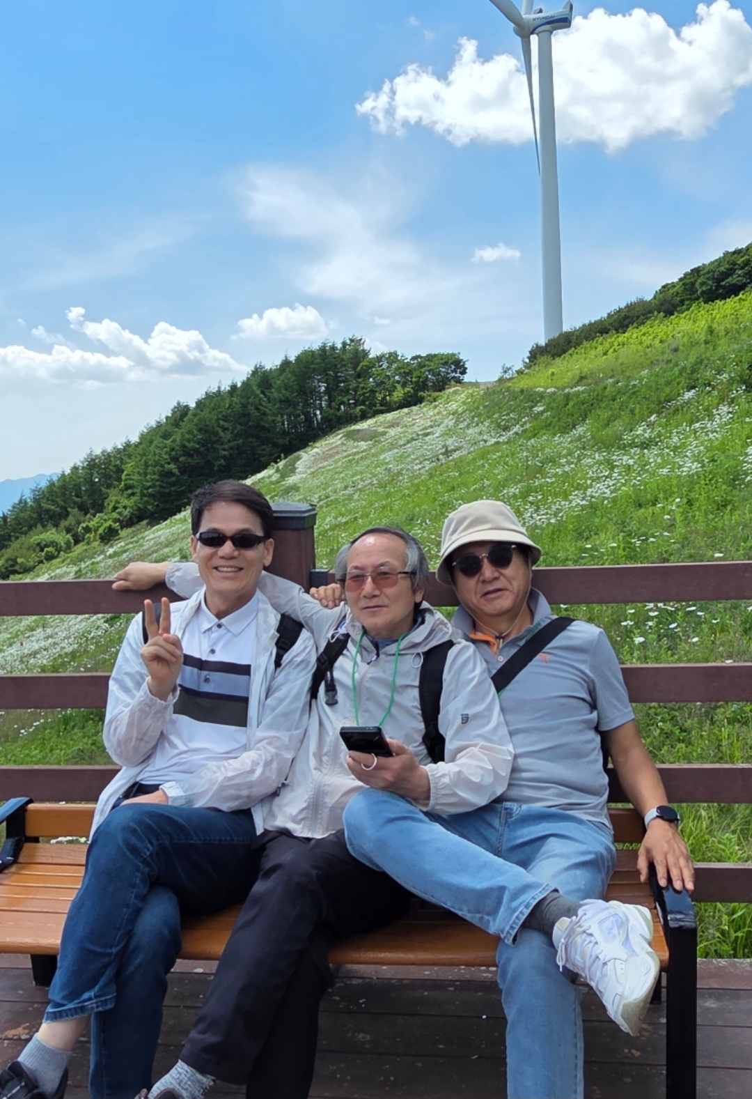 산행과 여행을 즐기면서 눈 건강의 중요성을 몸소 느낌