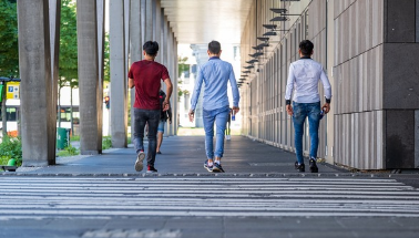 자가를 위한 당찬 청년들의 발걸음