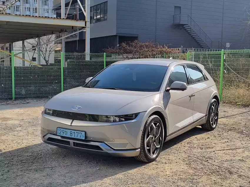 그린카 클린존에서 빌린 아이오닉 5입니다.