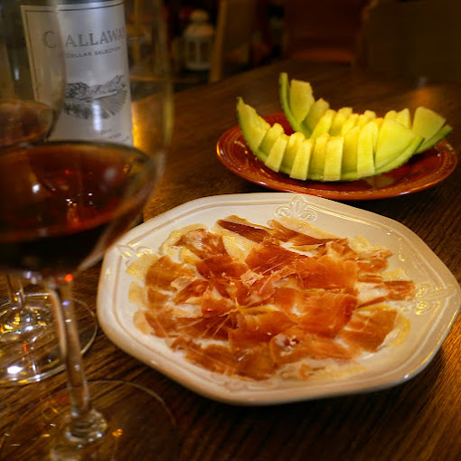 강남 와인바 '아브라소812'